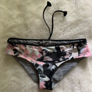Lululemon bikini bottoms! Authentic!